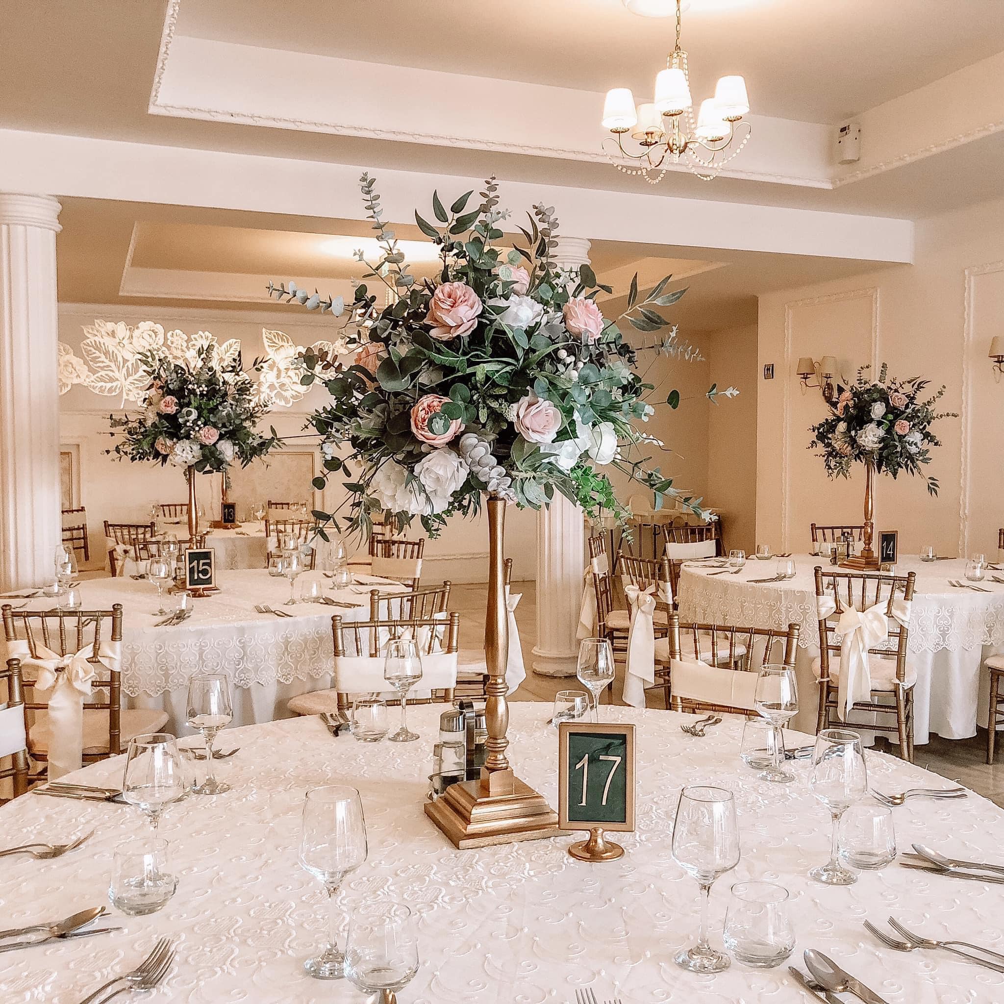 chic_g_nunta_interior2.jpg chic_g_nunta_interior2.jpg